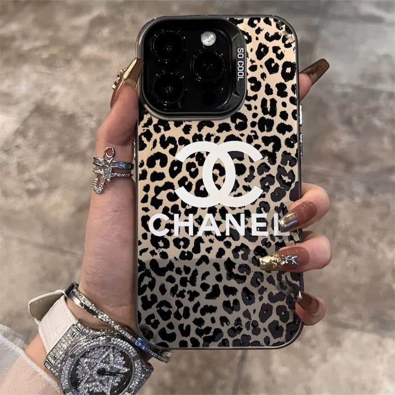 Nouvelles coques intégrales style Chanel à imprimé léopard pour iPhone 17 Pro Max/16/15/14/13/12/11