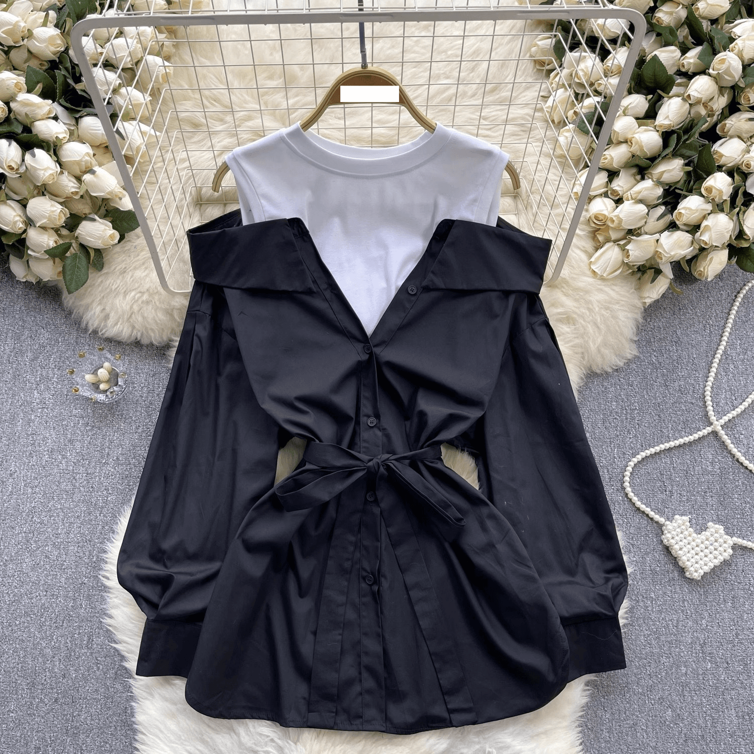 Women's Clothing retro design two piece shirt female temperament round neck contrast color stitching off shoulder long sleeved skirt female