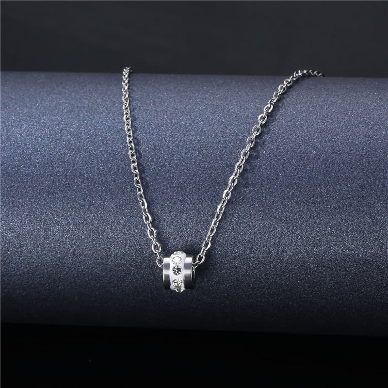 Small Waist Titanium Necklace For Women, Trendy New Simple Collarbone Chain, Elegant Stainless Steel Inlaid Pendant Accessory