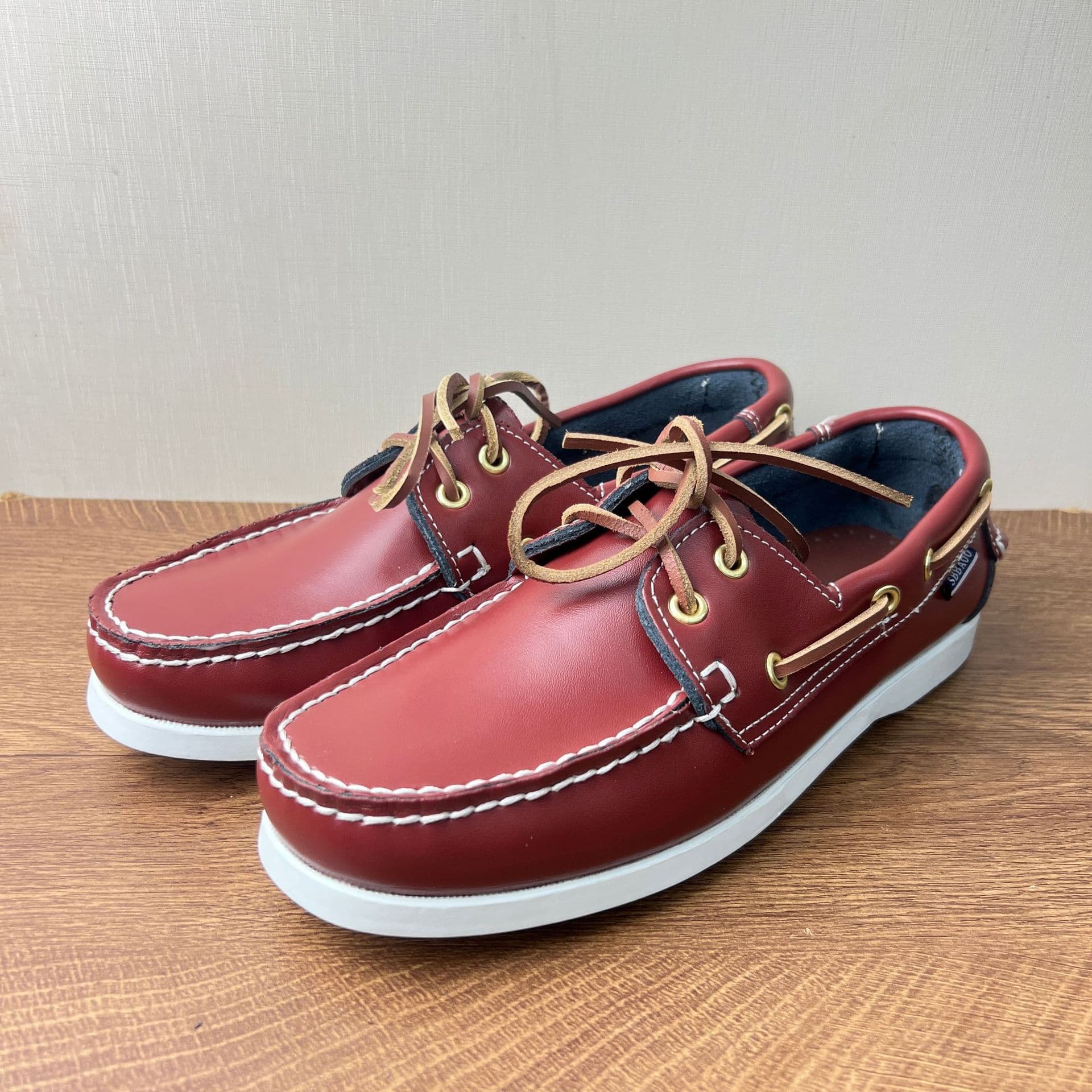 Men's Genuine Leather Boat Shoes Hand Stitched Lace Up Flat Business Work Casual Shoes Plus Size Versatile