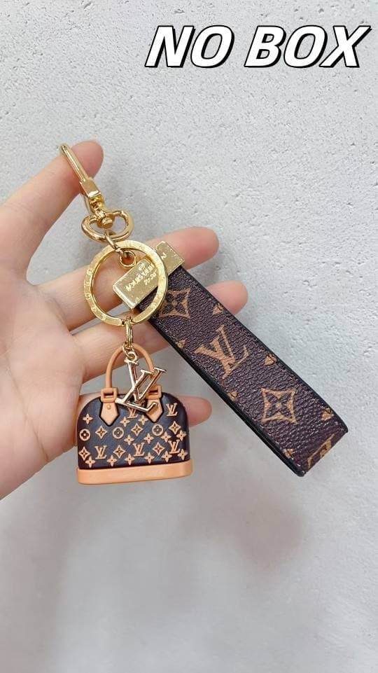 Porte-clés de sac coquillage tendance pour senior, polyvalent et exquis, pendentif de sac en cuir à fleurs anciennes pour voiture