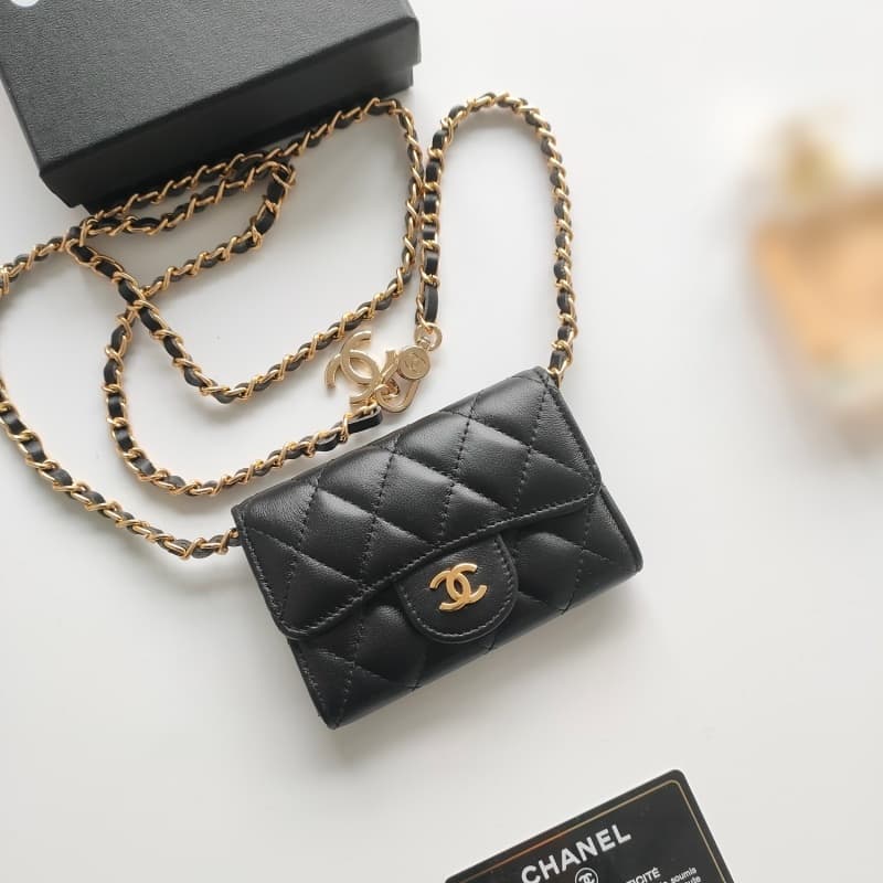 Sac bandoulière mini tendance avec chaîne logotée pour femme, sac à bandoulière unique idéal pour les voyages et le shopping