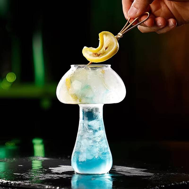 Cute mushroom cocktail glass 260ml beverage beer glass creative transparent red wine glass coffee cup drinkware bar shot glass