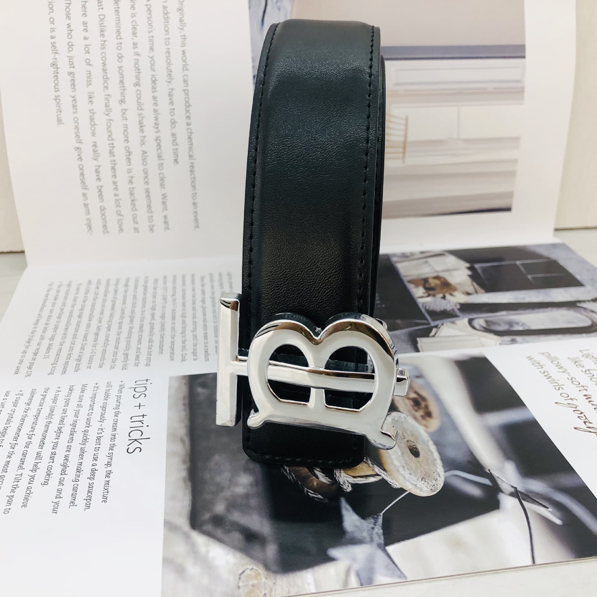 Ceinture classique pour hommes et femmes, avec boucle lisse en cuir de vache TB à double face en relief, ceinture décontractée et polyvalente