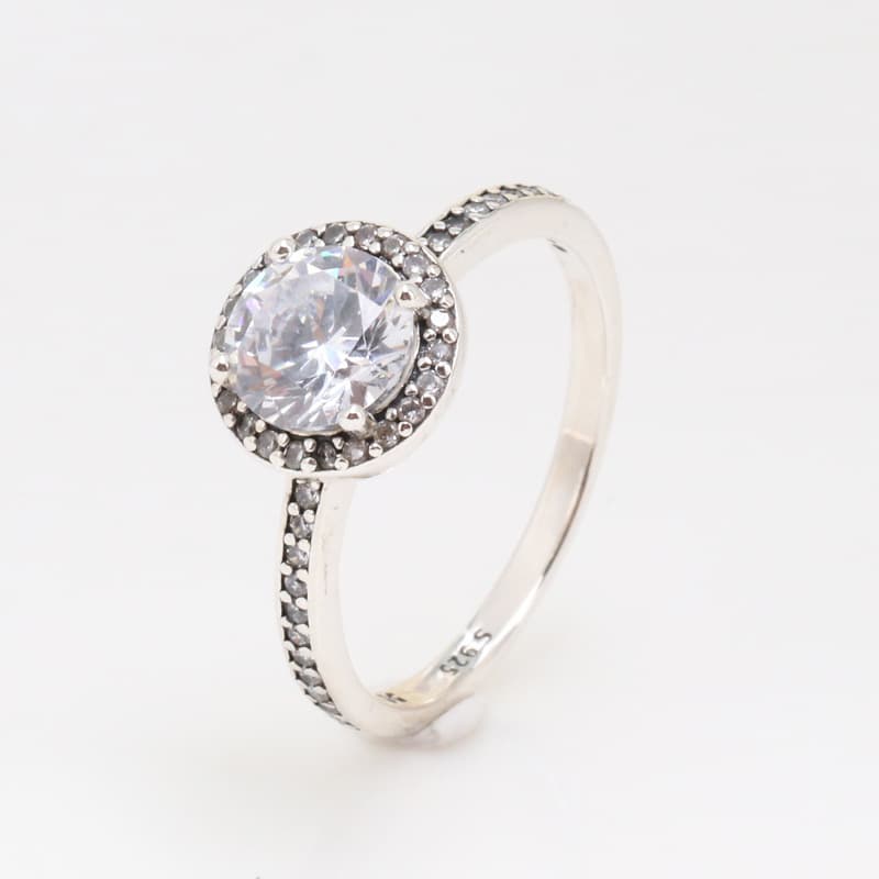 White Copper Plated Silver Classic Elegant Ring Creative Crystal Teardrop Ring Pigeon Egg Ring