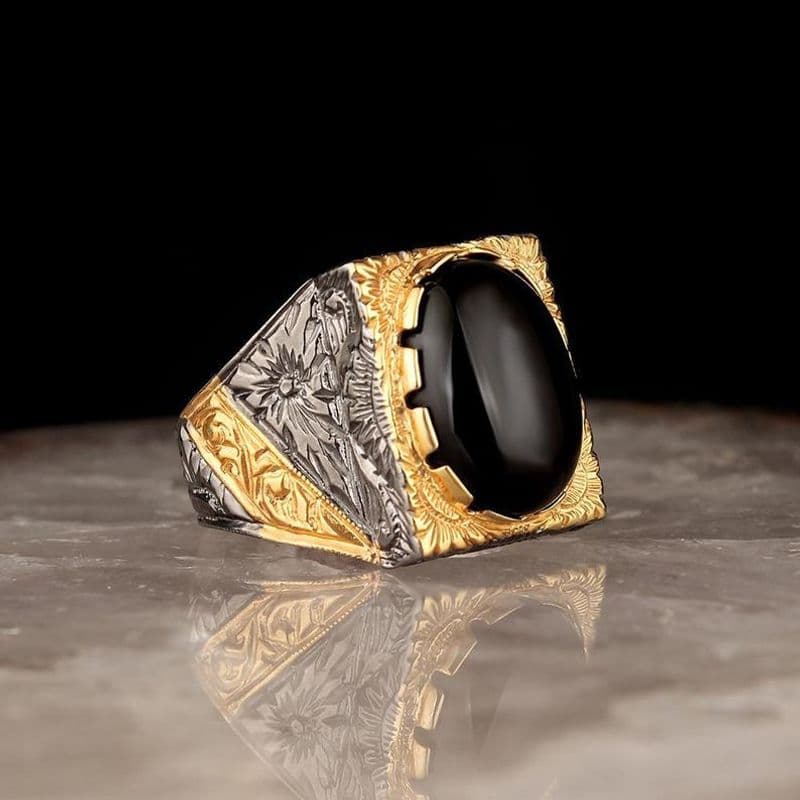 Men's and Women's Fashion Business Vintage Punk Rock Bohemian Crystal Jewelry Zircon Black Ring