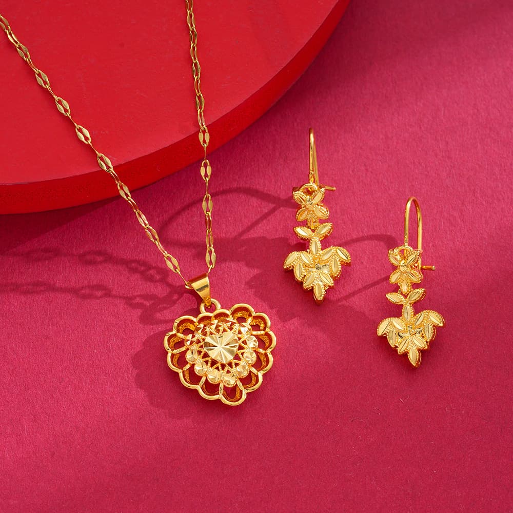 Sand gold multilayer plated gold hollow pendant necklace female temperament love retro big flower clavicle necklace