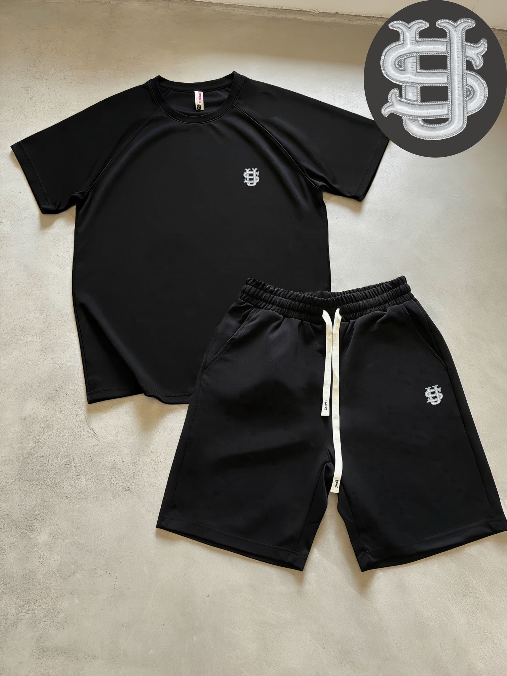 Men's Heavyweight US-Inspired Sportswear Set - Embroidered Logo T-Shirt & Shorts