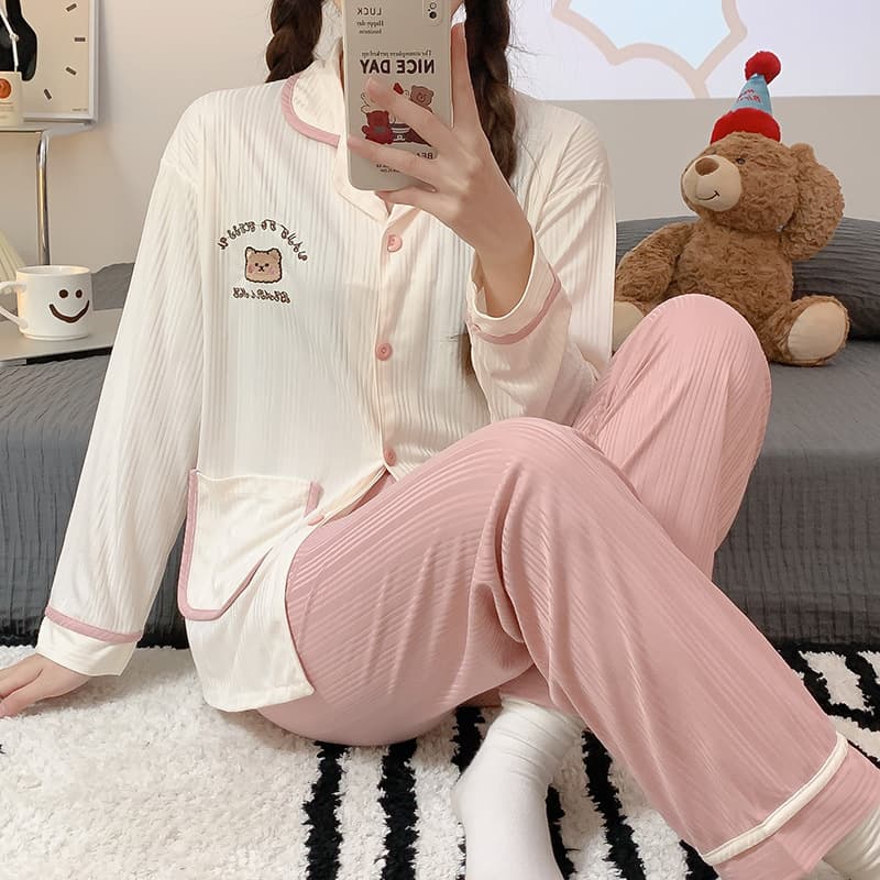 Sweet cartoon embroidered bear girl sweet spring and autumn long-sleeved trousers cardigan milk silk pit foreign trade suit