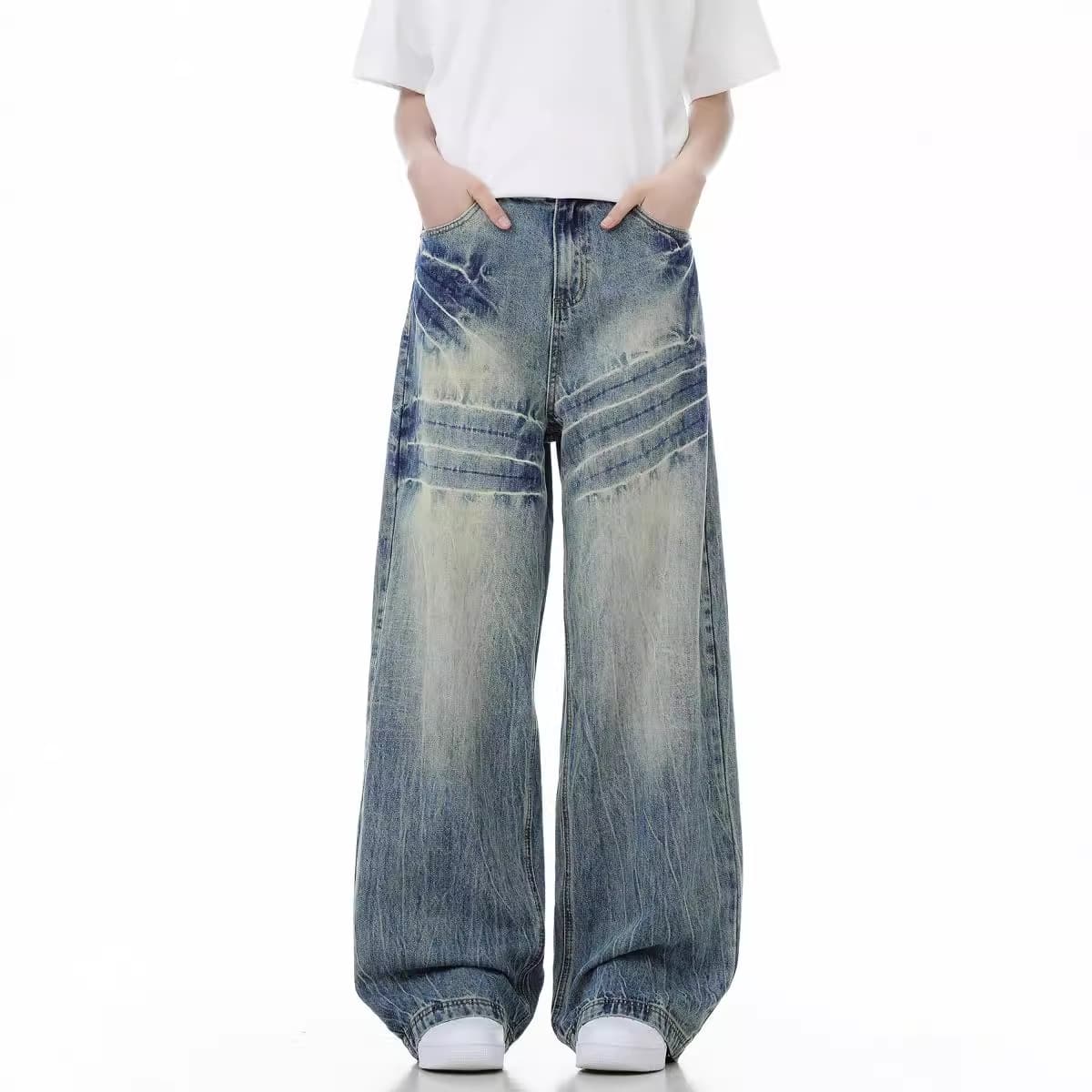 Men's Clothing Light Blue Flared Jeans For Men Autumn Trendy Brand Loose Washed Pants High Street Straight Scimitar Pants