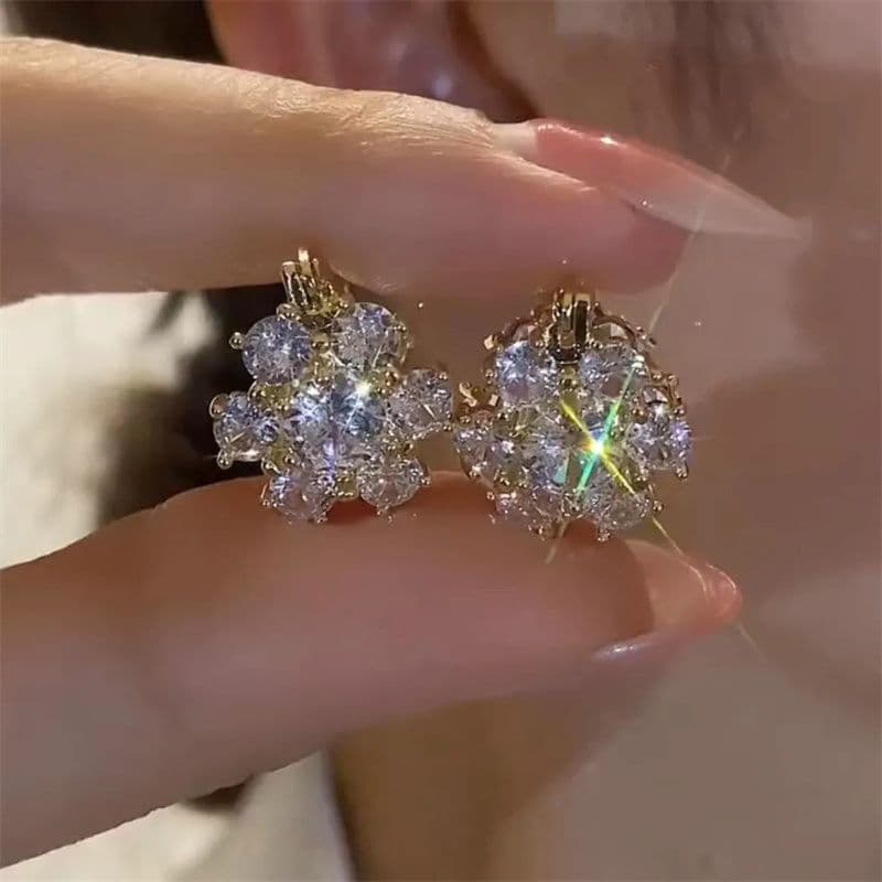 Super Flash Fashionable Double sided Zircon Flower with Women's High end Charm and Niche Design Earrings 1225