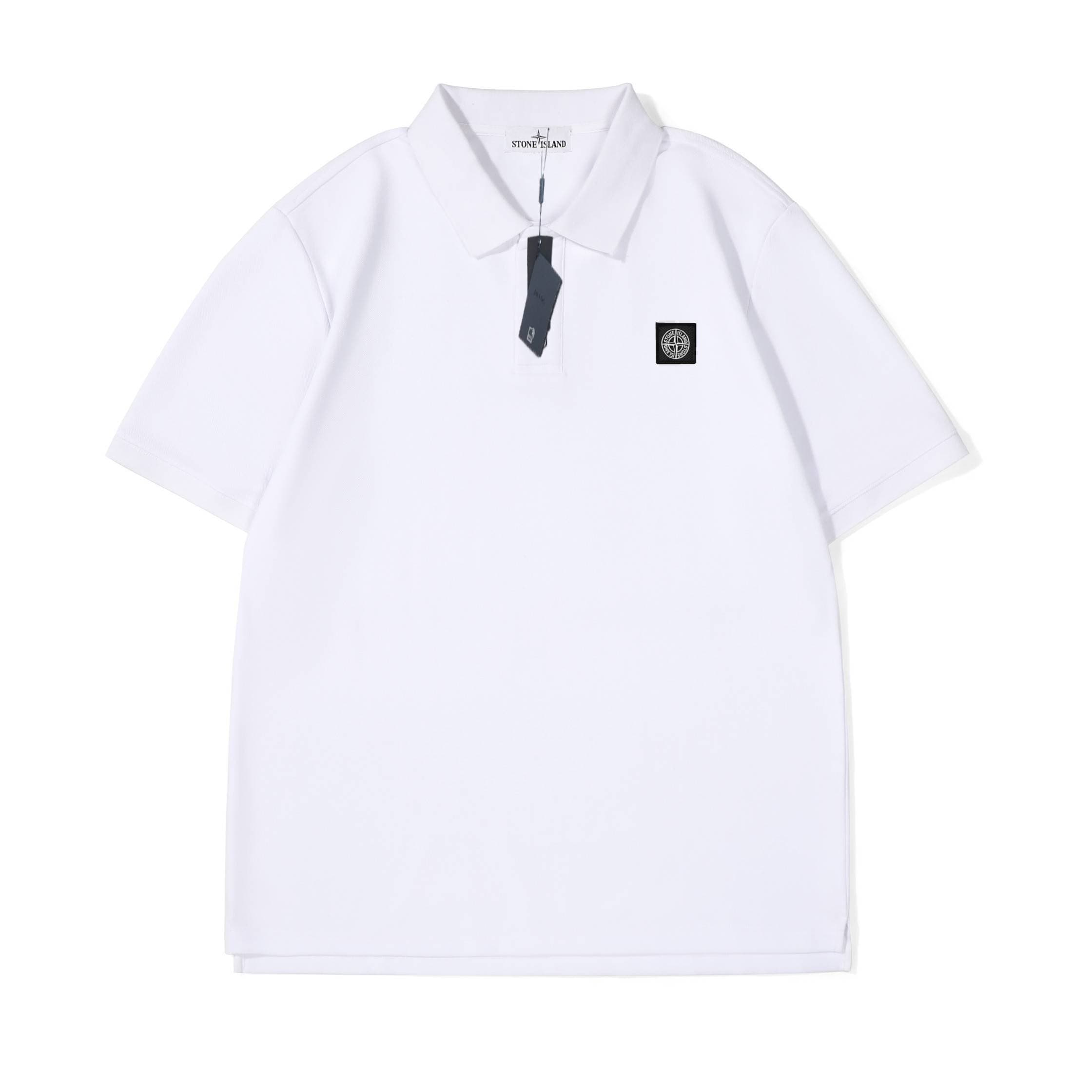 Polo à manches courtes pour homme de marque de haute qualité. Le tissu est confortable et respirant. La finition est parfaite. Il est recommandé