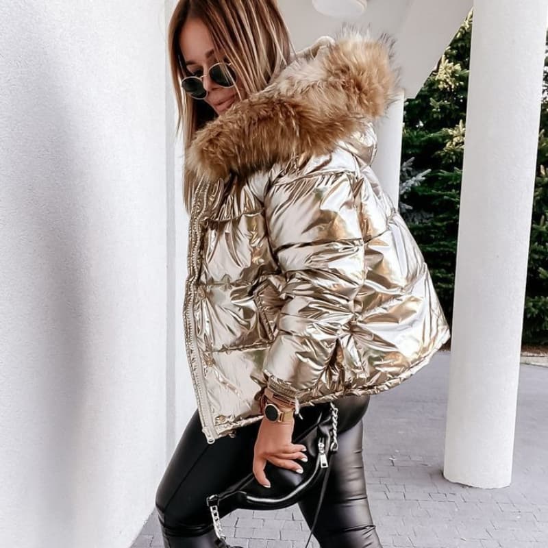 K Short Hooded Cotton Coat With A Zipper; Slim Fit, Bright PU Color, Fashionable And Warm. No Glasses Or Other Accessories