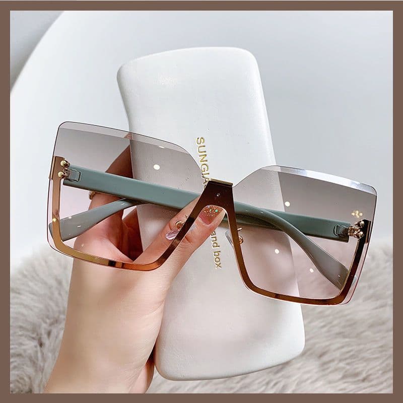 Fashion Street Photo Personalized Frameless Lenses, Men's Korean Edition, UV resistant Black Sunglasses, Women's Premium