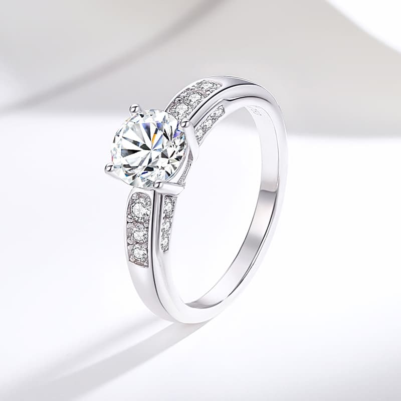 Silver Ring For Women New Style Fashion Star Same Style Four Claw 1ct Moissanite Diamond Ring Temperament Micro Inlaid Finger Ring