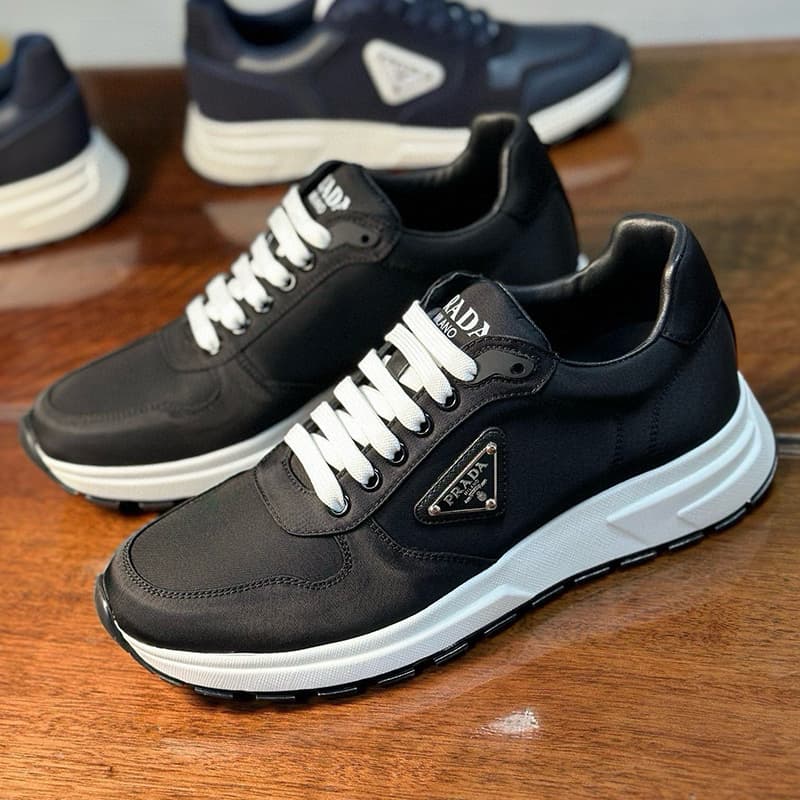 Baskets en toile tendance pour hommes, chaussures de course à lacets, respirantes, polyvalentes, à semelle épaisse