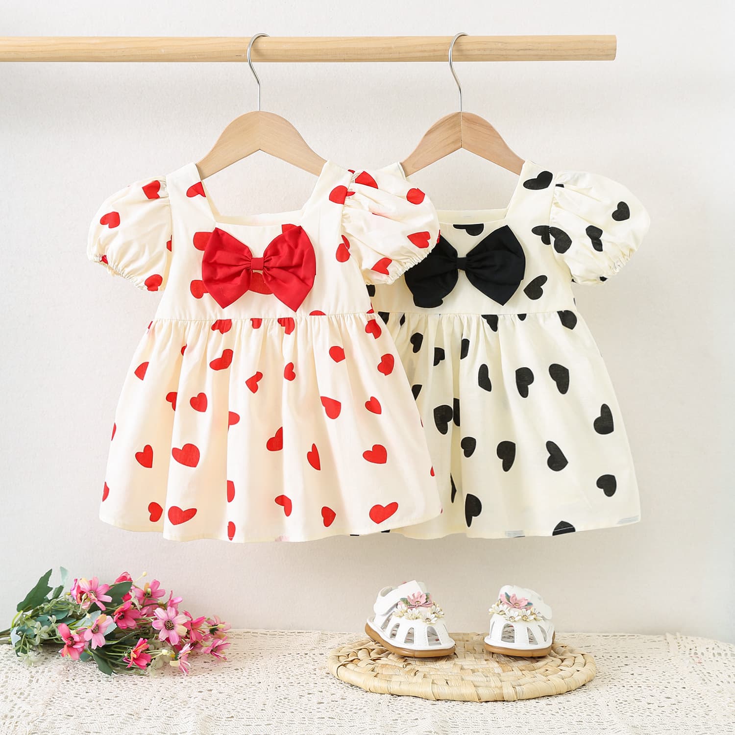1425 New Baby Girl Children's Love Fashion Dress Girl Princess Skirt 1 3 Years Old Baby Summer Dress Shirt