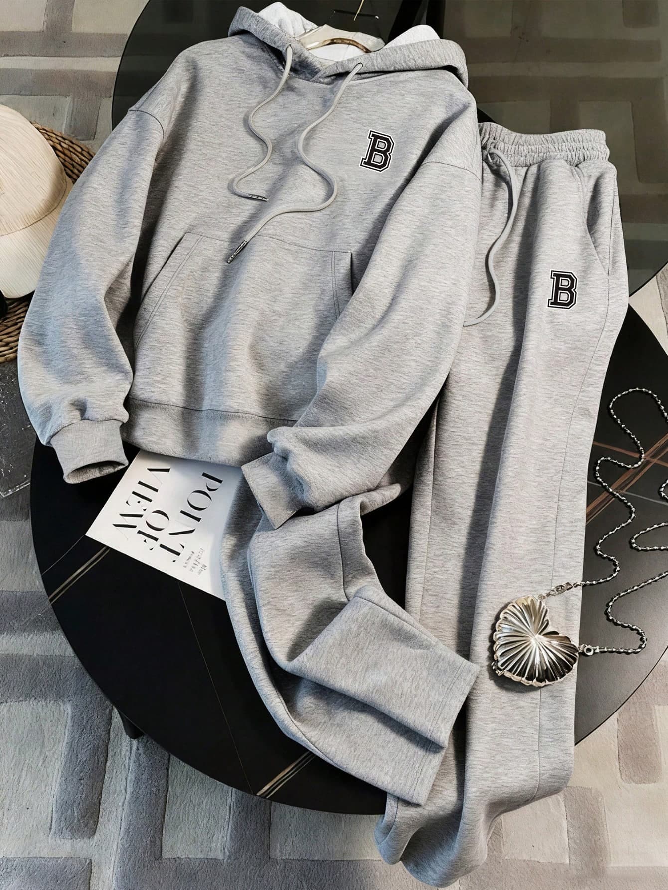 Unisex Grey Relaxed Tracksuit - A Comfortable Fleece Hoodie And Printed Jogging Pants, A Two-piece Casual Loungewear Set Suitable For Everyday Wear-11