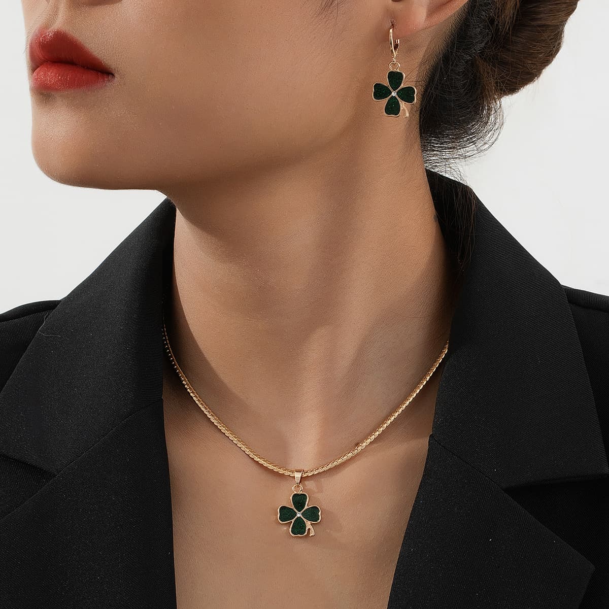 Jewelry Sets Necklace Earring Set Ring Bracelet Set New Green Clover Earrings Necklace Set, Niche Style, Elegant And Versatile Design