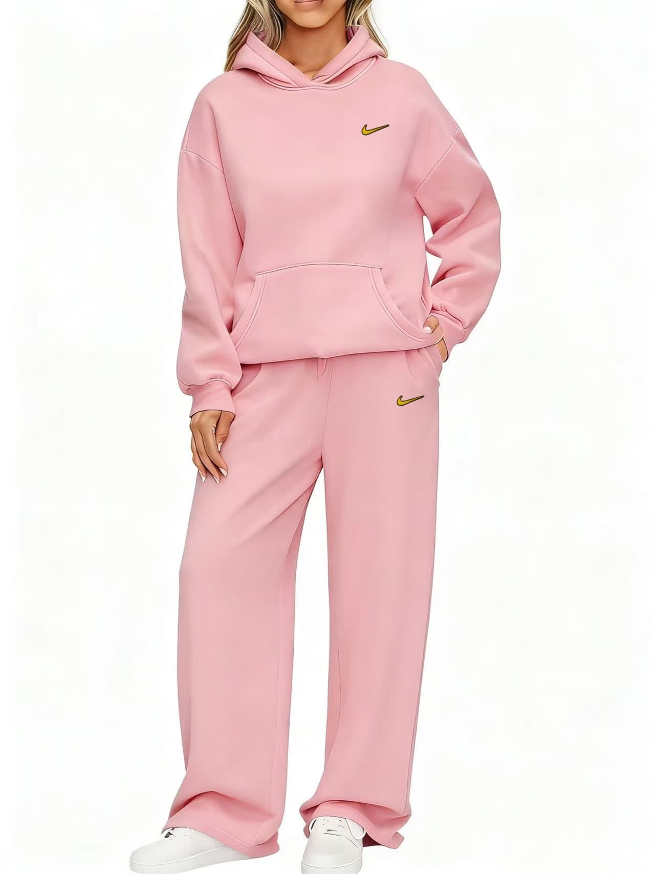 Ensemble 2 pièces Nike pour femme : sweat à capuche oversize et pantalon large, survêtement décontracté à manches longues et capuche.