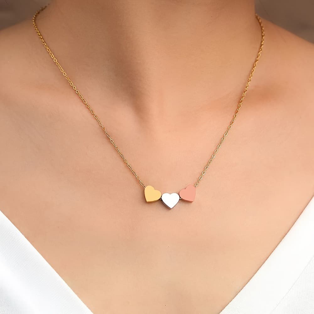 Clavicle chain simple and versatile elegant collar neck jewelry gold, silver and powder three color love pendant necklace