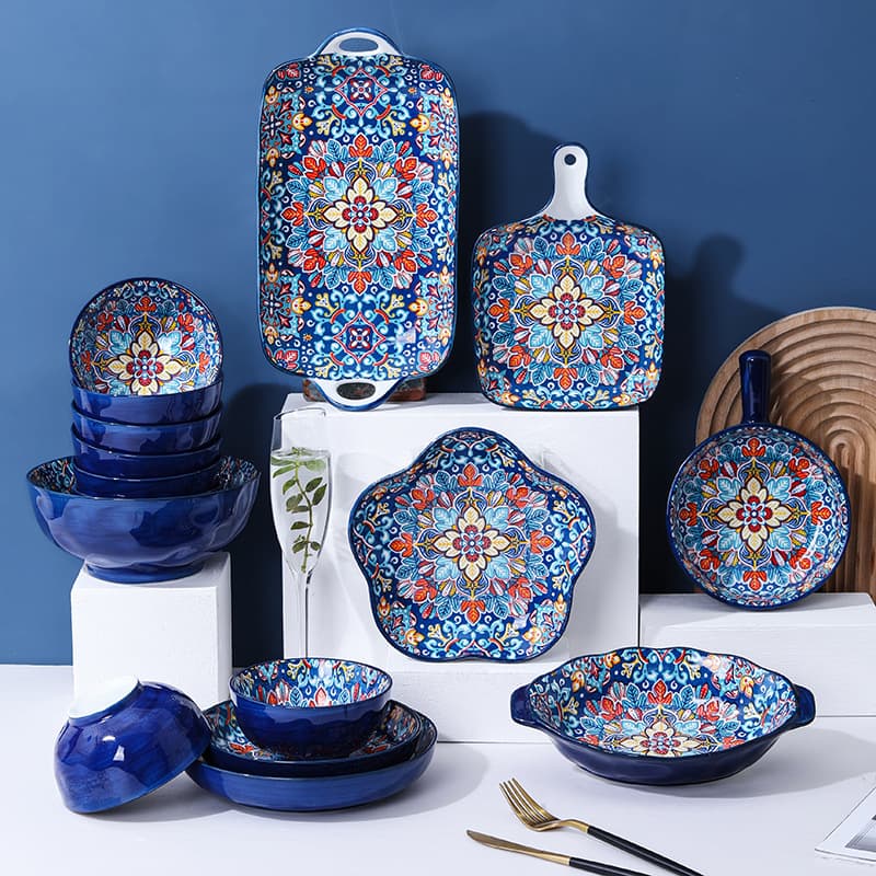 Baroque Style Ceramic Dinnerware Set - 16-Piece Handled Bowls & Plates For Rice & Soup
