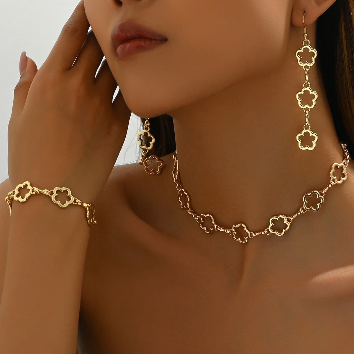 Women's Bracelet Jewelry Set Forest Plum Flower Design Long Necklace Tassel Earrings