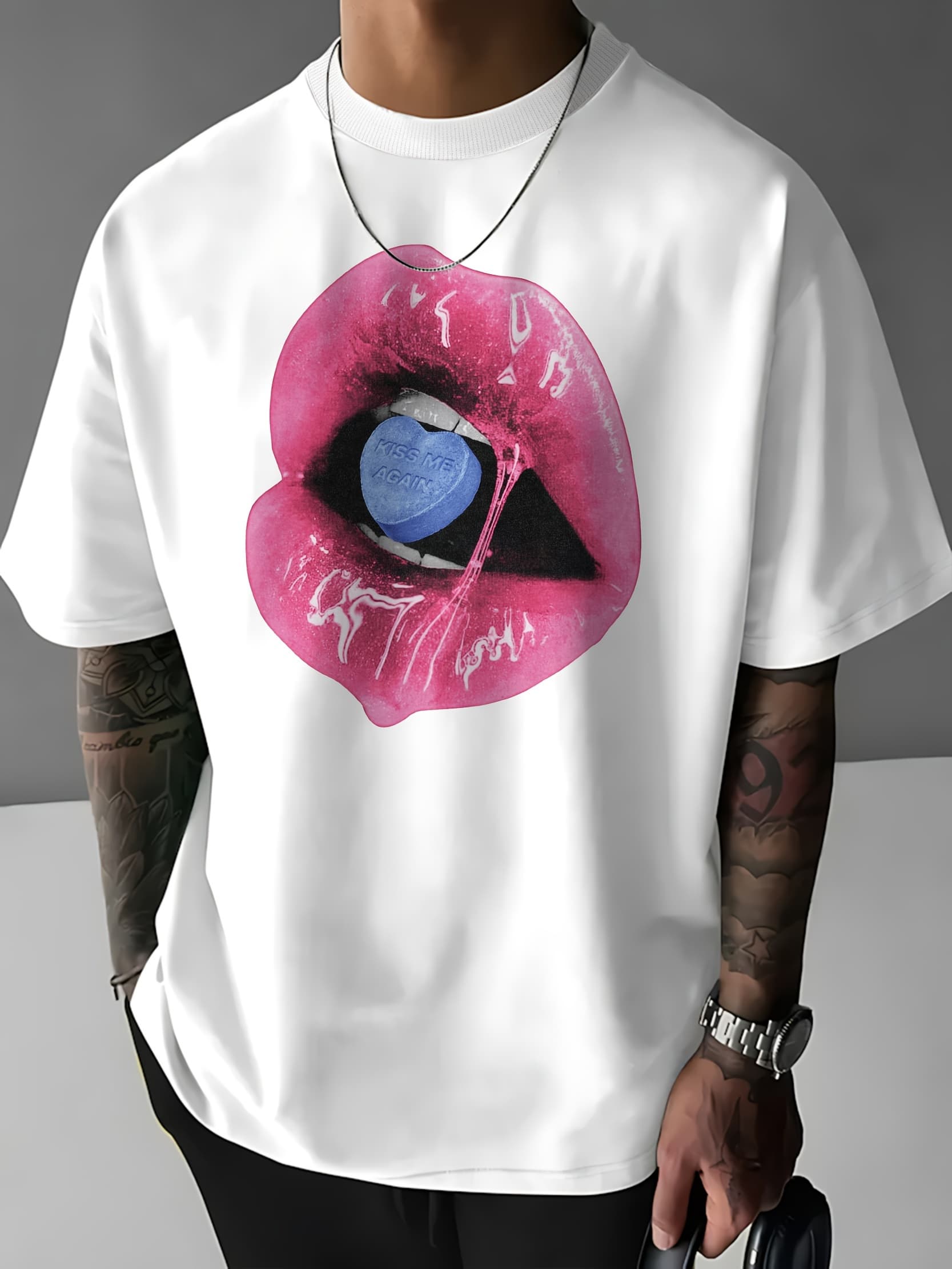100% Pure Cotton Men's Summer Fashion Short Sleeved Shirt Kisses Me Again, Lip Print Casual Slim Fit Versatile T-shirt Top