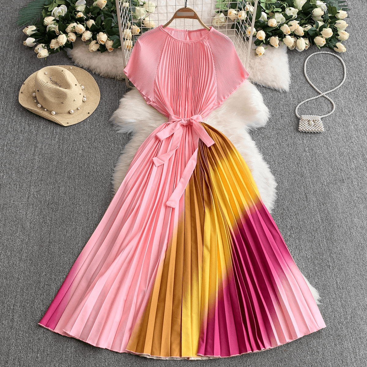 Women’s Clothing Niche Fashion Gradient Color Round Neck Dress Women's Summer Waist Slim Pleated Long Swing Dress