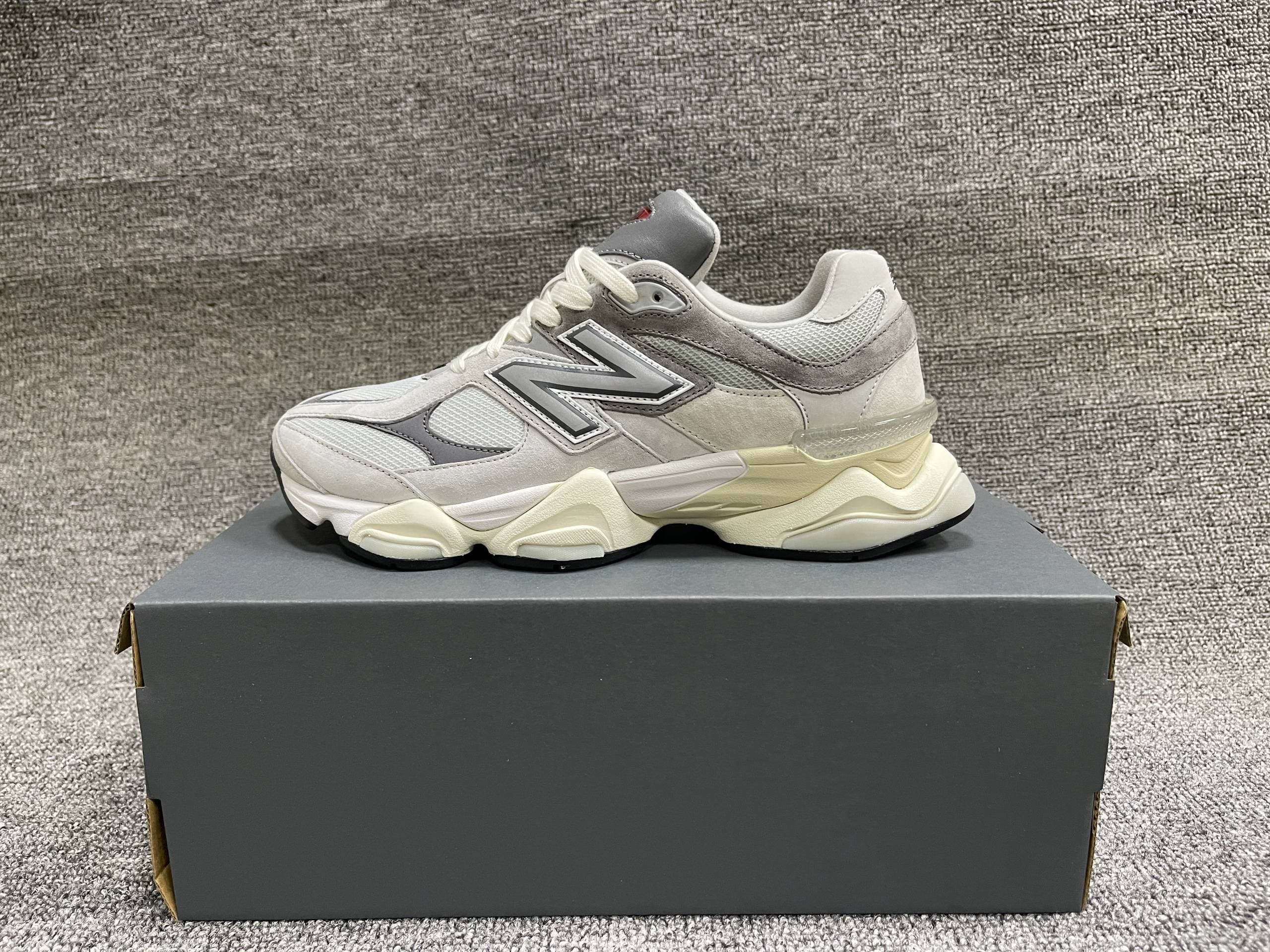 9060 chaussures de sport décontractées pour couple, chaussures de course de différentes couleurs, confortables et respirantes