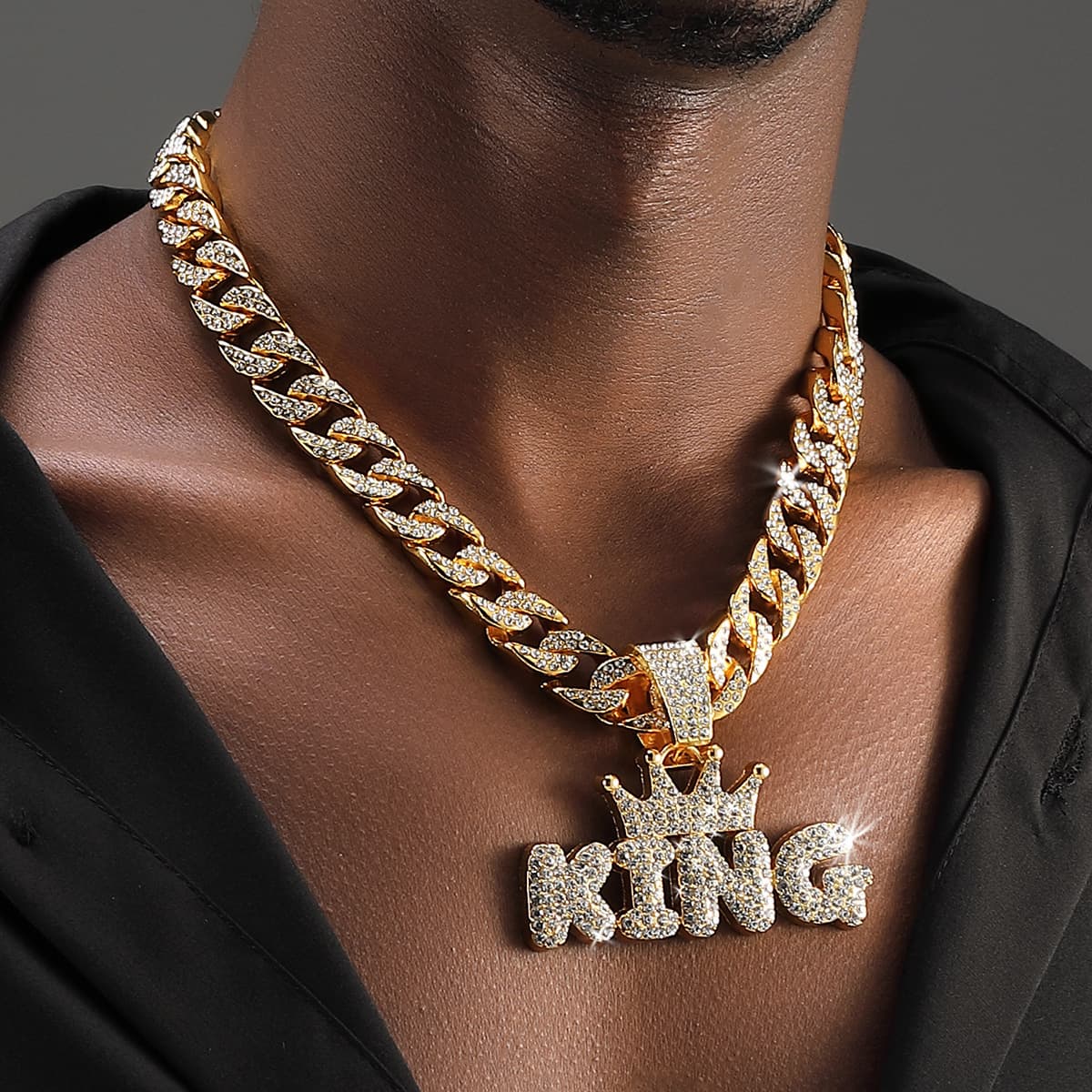 European And American Fashion Accessories, Personalized Full-diamond Crown King Letter Necklace, Men's High-end Hip-hop