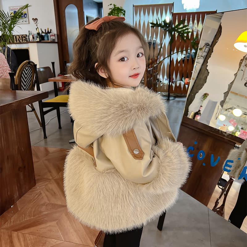 Girls' Autumn And Winter Coat Baby Winter Plus Fleece Fur Children's Top Little Girl Fur