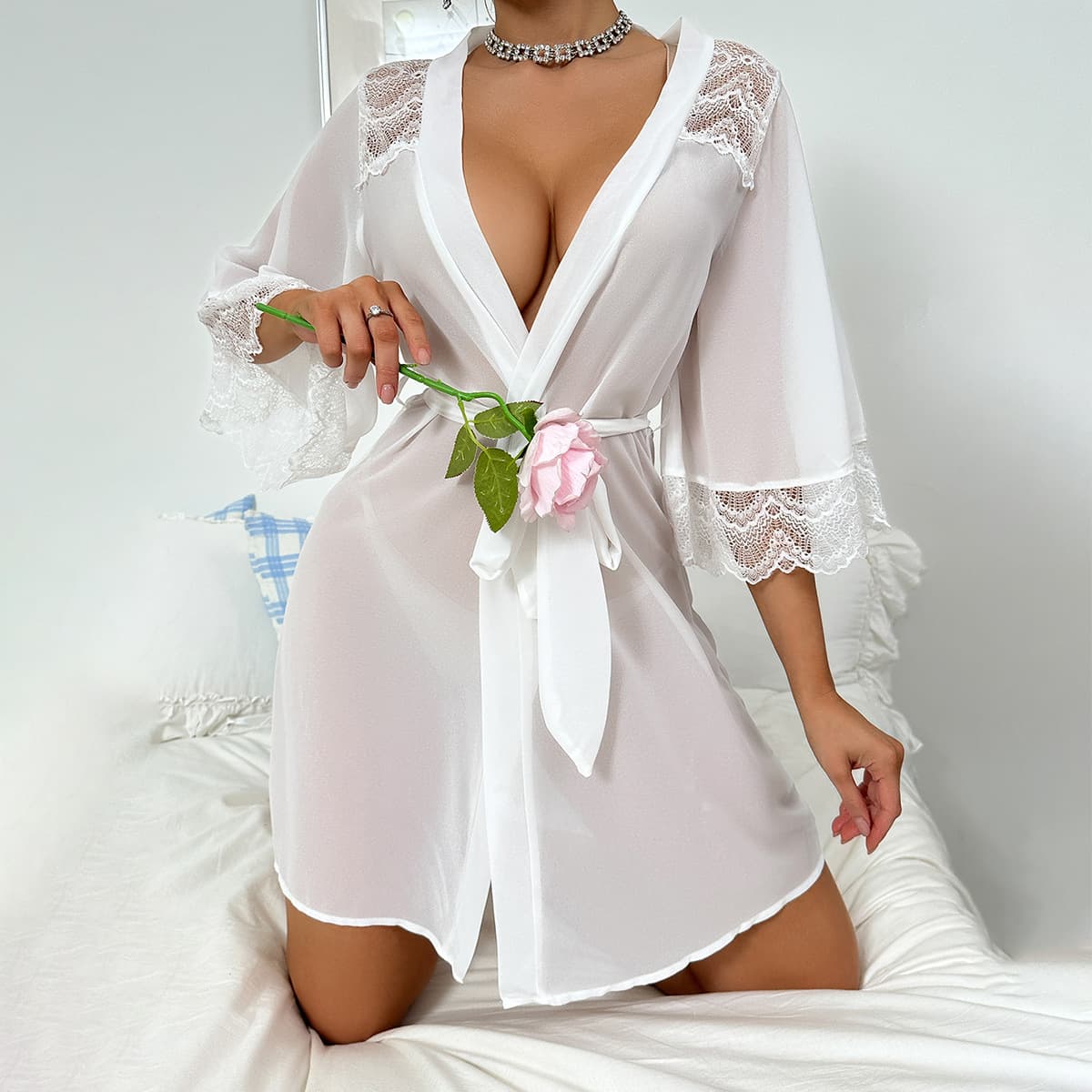 Sleepwears Sexy Pajamas Chiffon Lace Splicing See Through Nightgown Temptation Ladies Cardigan Robe