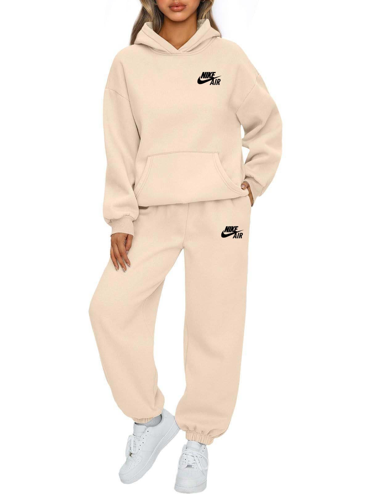 Ensemble sweat-shirt à capuche oversize et pantalon de jogging Nike uni