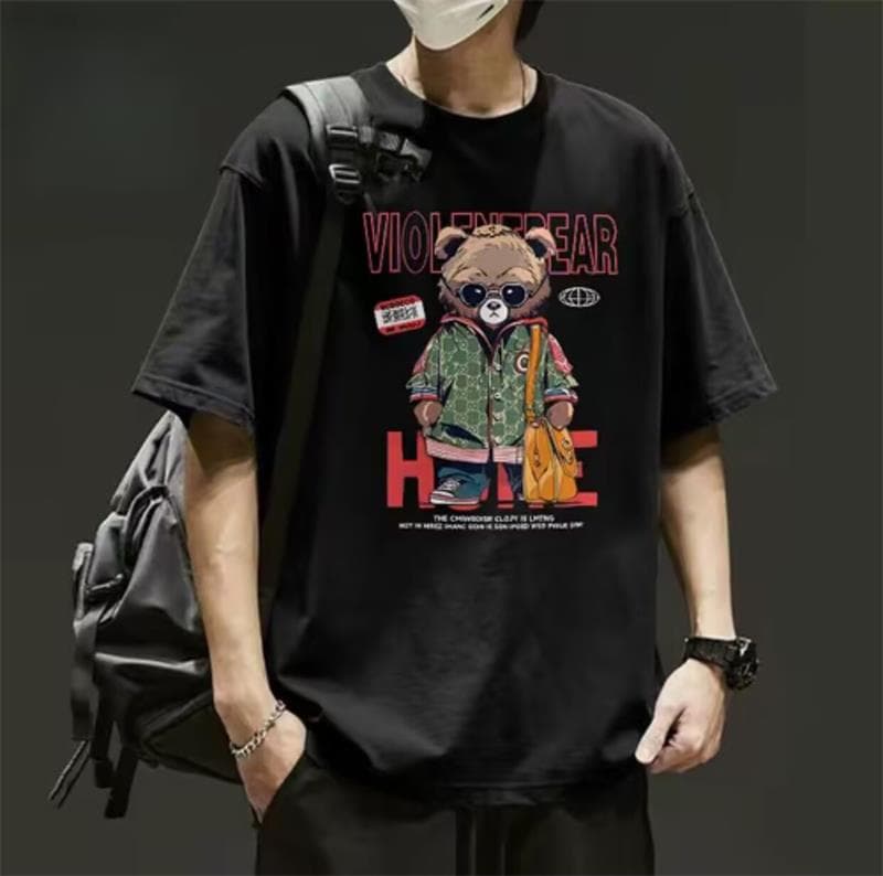 【DORAE】2026 Unisex T-shirt (100% Cotton) Black ("VIOLENTBEAR Retro Street Bear" Print & Playful Accent) – Casual Style For Friend Gathering