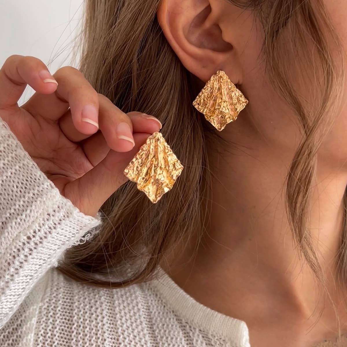 Pleated For Women New Style Personality Earrings Fashionable Trendy Irregular Temperament Jewelry Ear Studs