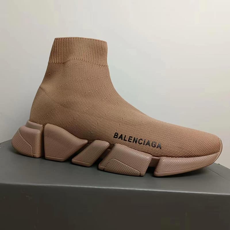 Chaussures chaussettes Baskets décontractées Hommes Femmes Speed Trainer Triple Noir Graffiti Blanc Bleu Rouge Semelle transparente Volt À lacets