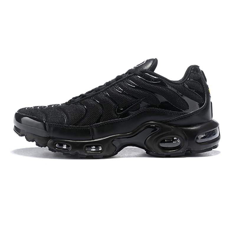 2024 Nikes Airs Maxes Tns Plus Chaussures de course pour hommes Triple Noir Blanc Tns Maxes Chaussures Requin Homme Smokys gris Designer Baskets Bask