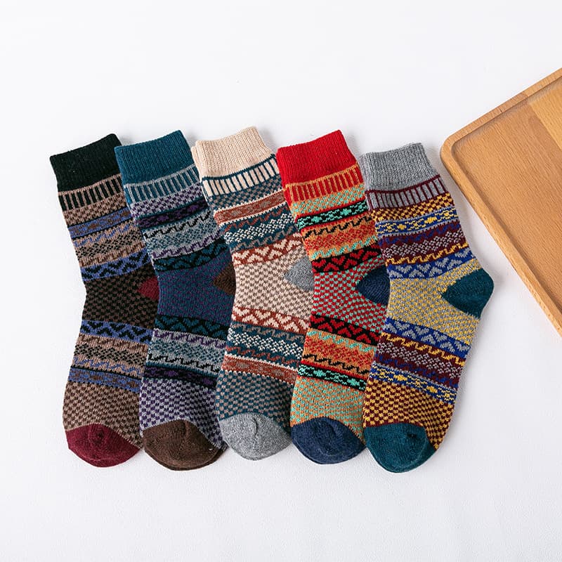 2025d Winter New Women's Thickened Rabbit Wool Coarse Ethnic Style Plus Size Socks