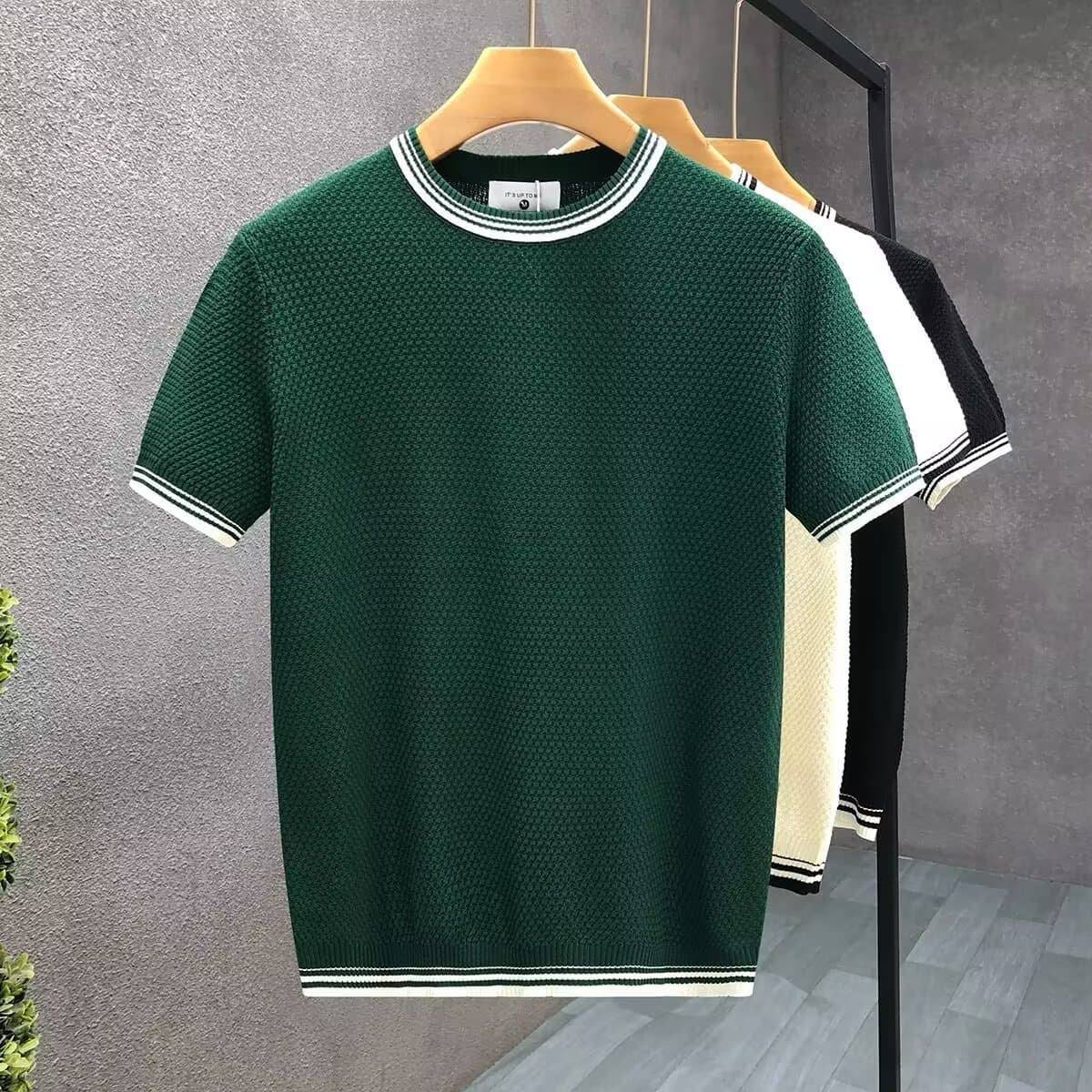 Men's Summer Cooling T-Shirt – Slim Fit Striped Trim Knit Tee (Breathable Viscose Blend, Lightweight Streetwear Essential For Hot Weather)
