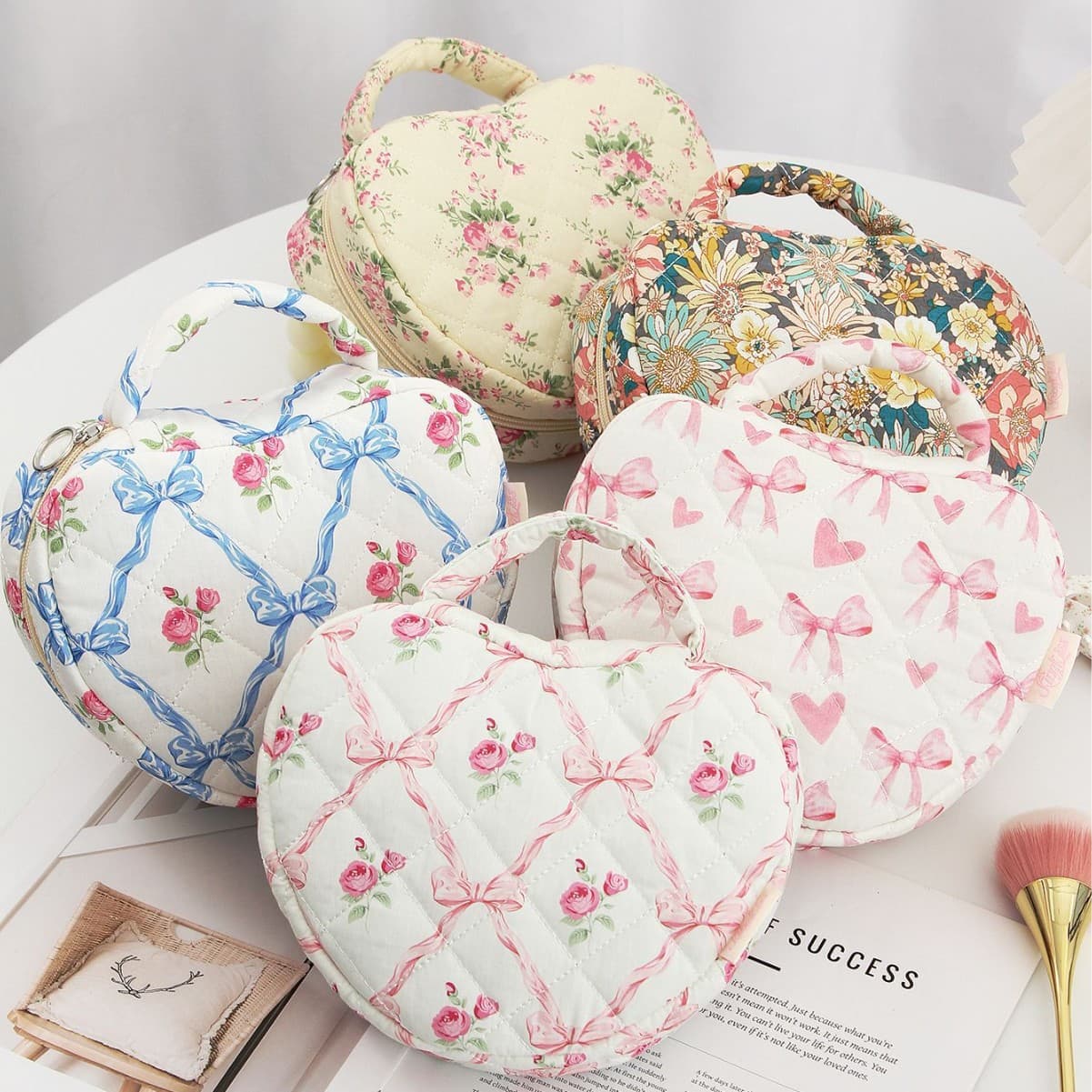 Berger Bags Cotton Bag Heart Shaped Cosmetic Bag Large Capacity Floral Cosmetic Bag Cloth Stripe Storage Quilting Craftsmanship