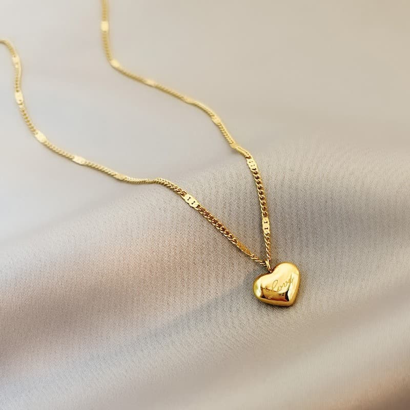 New Love Internet Celebrity Same Style Simple Temperament Light Peach Heart Clavicle Necklace Jewelry