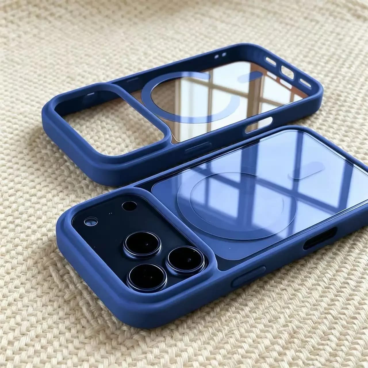 Compatible avec l'iPhone 18 Pro Max, coque magnétique transparente en silicone acrylique 17 pouces, couleur unie, effet peau.