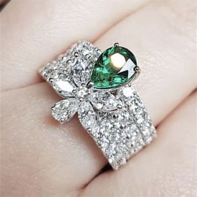 Cao Shiyin Live Luxury Light Luxury Water Drop Zircon Ring Full of Pear Shaped Flower Women's Ring Accessories