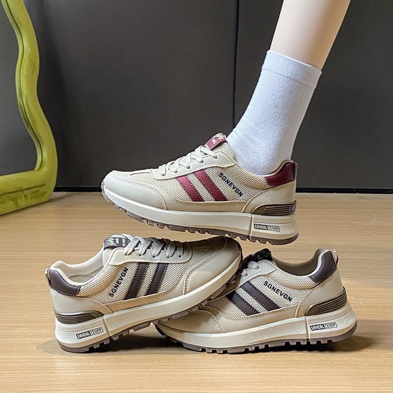 Sports Shoes For Women New Lightweight Soft Soles Do Not Tire Feet Forrest Gump Shoes Thick Soles Dad Shoes Travel Versatile