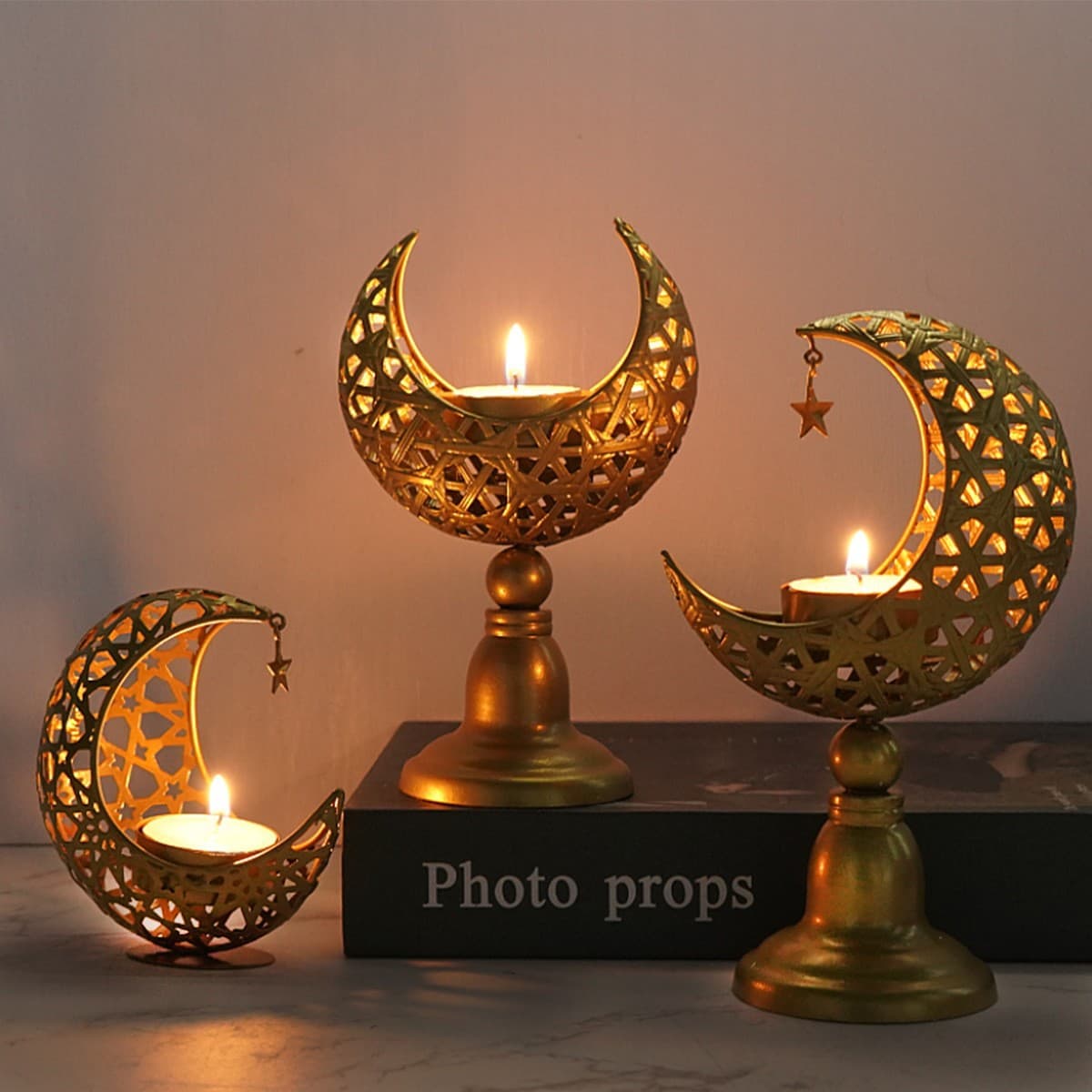 Home Furniture Hot Selling Middle Eastern Festival Golden Moon Hollow Iron Candle Holder Aromatherapy Candle Home Decoration Ornaments