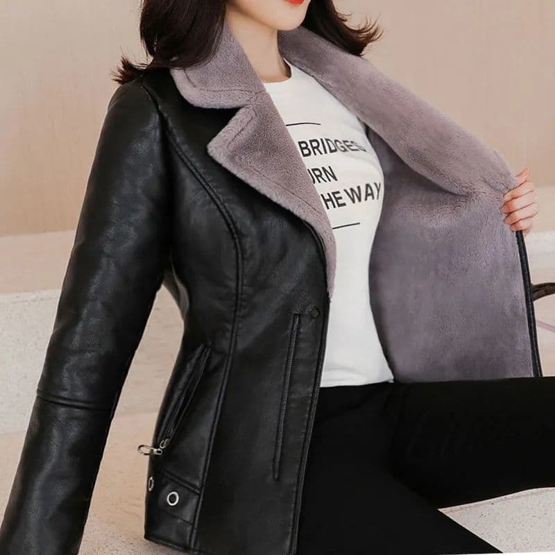 Women's Clothing Autumn And Winter Women's Leather Jacket Thickened Plus Velvet Warm Fur And Leather Clothes Slim Short Women's Leather Jacket