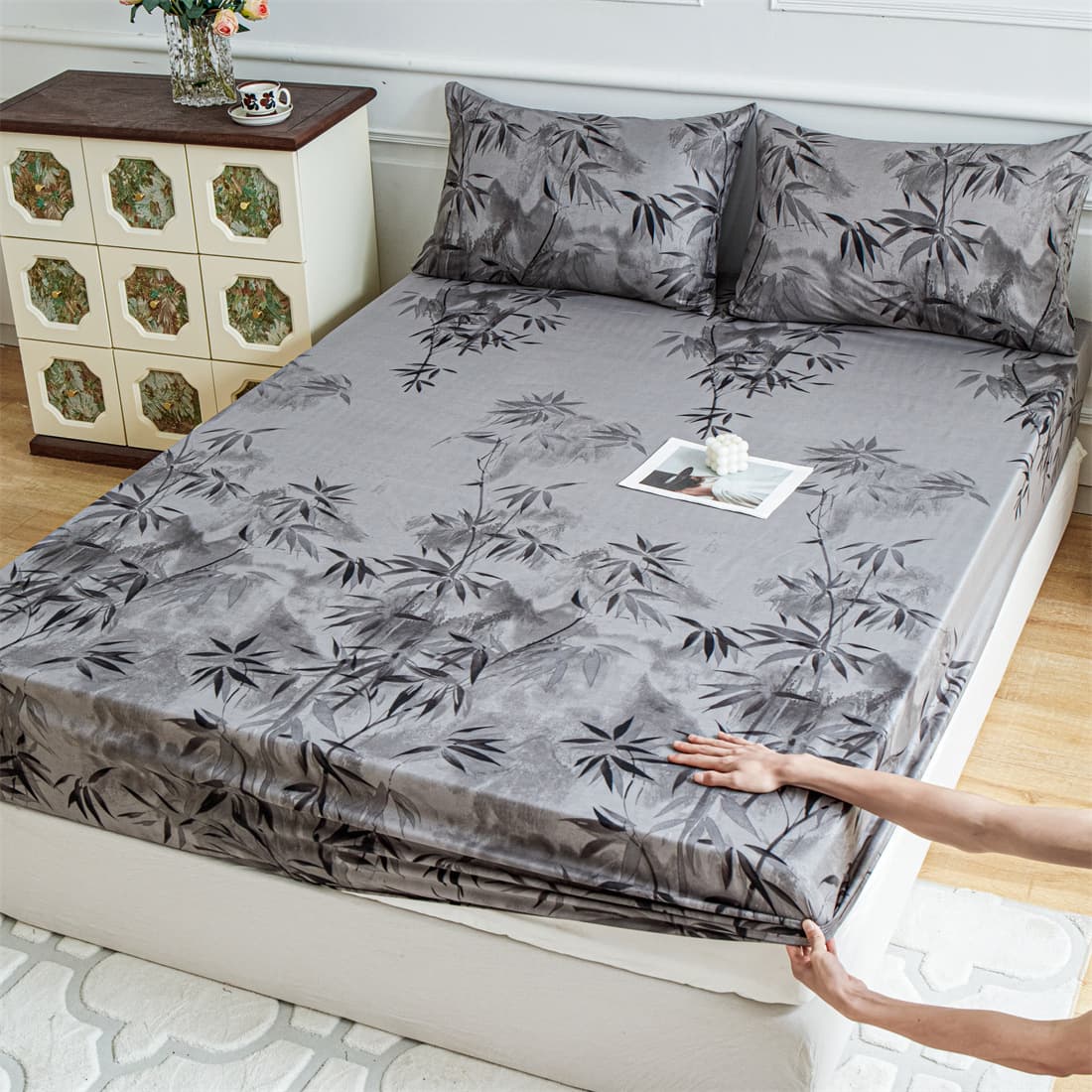 Fitted Sheet Pillowcase Mattress Protector Bedding Three Piece Set