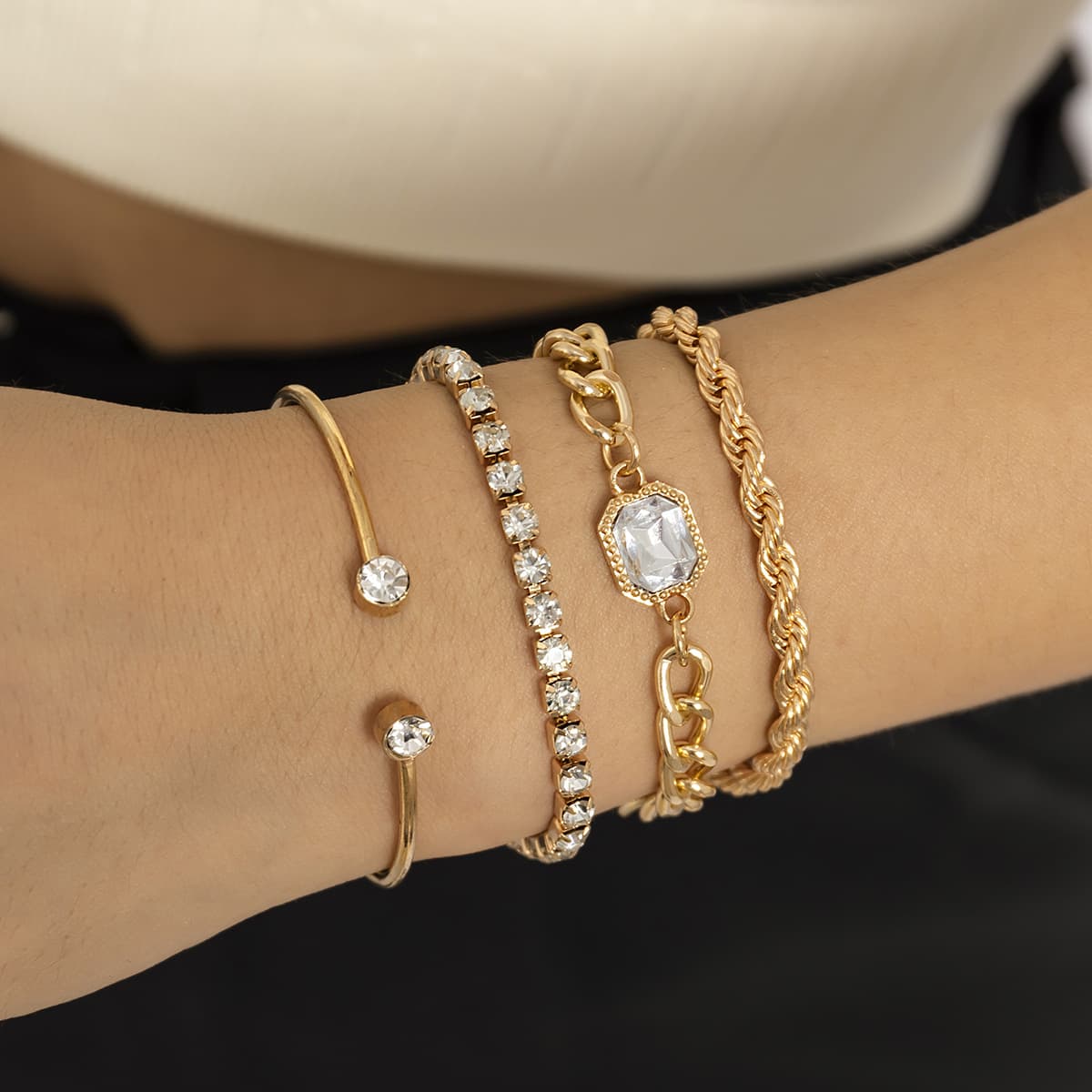 Jewelry Overlay Metal Open Bracelet Hand Ornament Female Small Group Full Diamond Fried Dough Twists Chain Bracelet Set