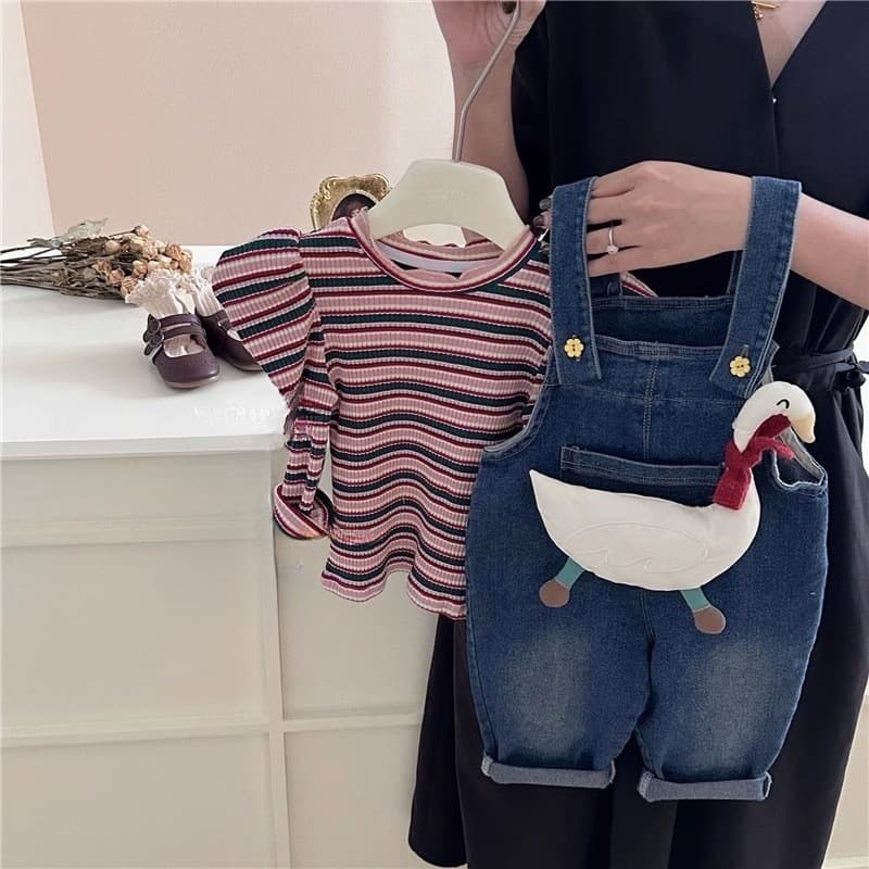 Kid's Clothing 2024 Spring and Autumn Hot Girls Striped Clothes Three dimensional Removable Duck Overalls Two piece Set
